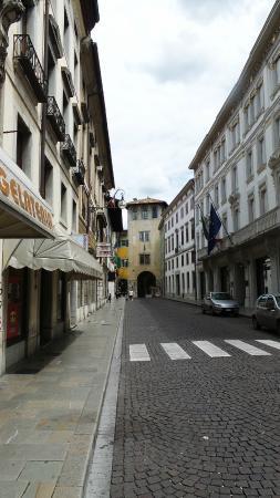 Porta Manin