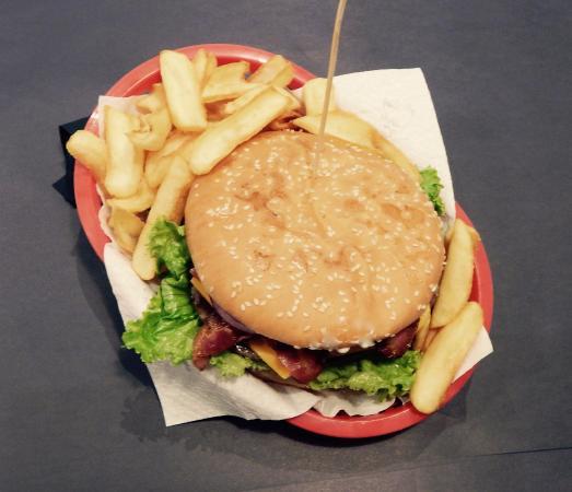 Mutty's Burger