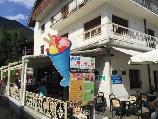 Cafe Corin