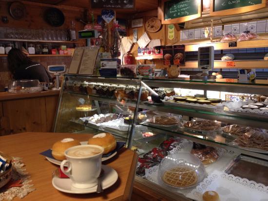 Tante Mitzi Caffe