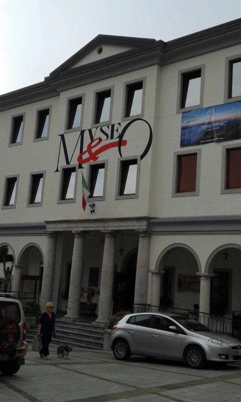 Bar Alla Piazza Ampezzo