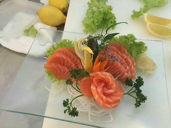 Sushi & Bar